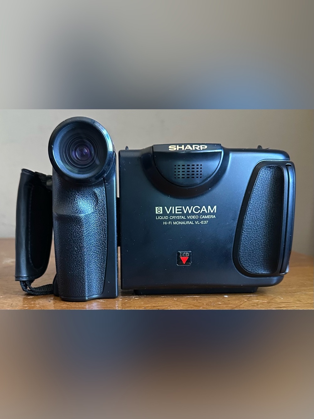 Sharp VL-E37 Super 8 Hi-Fi Monaural Video Viewcam Camera FOR PARTS/REPAIR